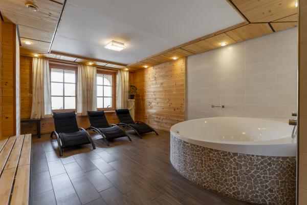 Vrijstaand wellness chalet met panoramisch uitzicht in hartje Grossarl - thumbnail 2