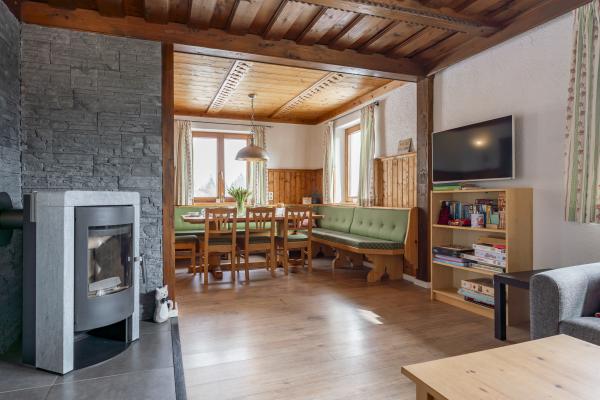 Vrijstaand wellness chalet met panoramisch uitzicht in hartje Grossarl - thumbnail 4