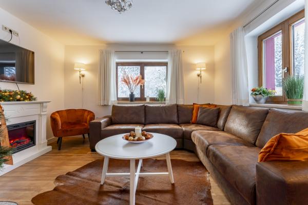 Luxe 8-slaapkamer chalet met sauna, 100m van de piste in Saalbach-Hinterglemm - thumbnail 3