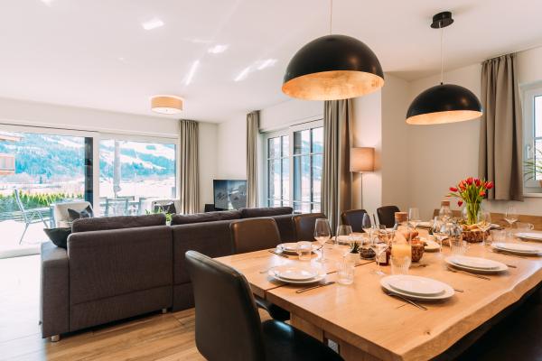 Ruim chalet voor 12 personen met privé-sauna, direct aan de skipiste in Piesendorf - thumbnail 3