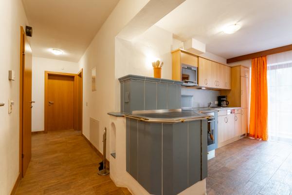 Ruim chalet voor 22 personen direct aan de piste met eigen sauna - thumbnail 5