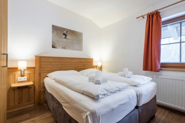 Luxe chalet voor 35 personen aan de piste in Saalbach-Hinterglemm - thumbnail 5