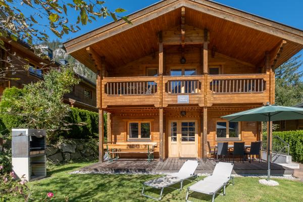 Ruim chalet voor 12 personen met privé sauna, 400m van de skilift in Krimml - thumbnail 1