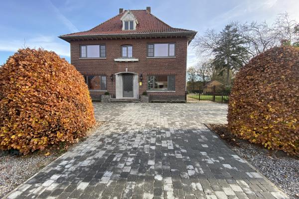 14-persoons vakantiehuis in centrum van Peer met grote tuin - thumbnail 4