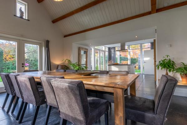 Monumentaal vakantiehuis met omheinde tuin in hartje Oosterhout - thumbnail 6