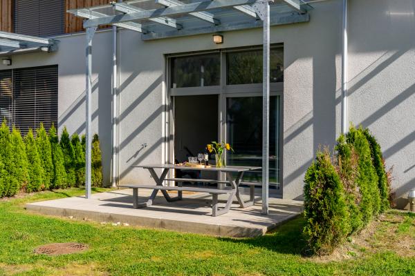 8-persoons vakantiehuis aan de piste in het centrum van Kreischberg - thumbnail 2