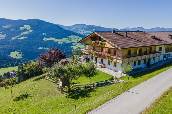 Ruim appartement direct aan de piste in Westendorf - thumbnail 1