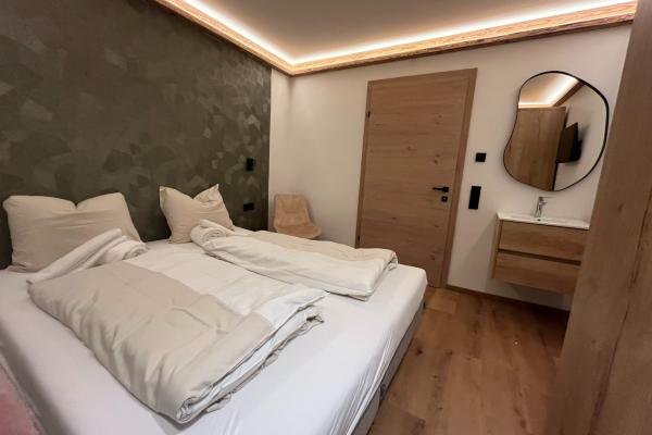 Authentiek chalet voor 14 personen met sauna in het centrum van Kirchberg - thumbnail 6