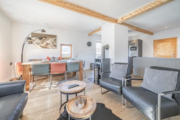 Vrijstaand chalet in Kirchberg met terras, 20m van skilift en loopafstand centrum - thumbnail 3