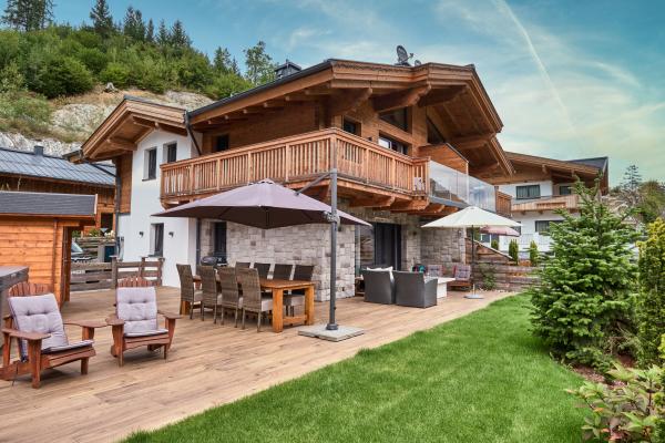 Luxe lodge in Wald im Pinzgau met sauna, 100m van de piste, 10 personen - thumbnail 1