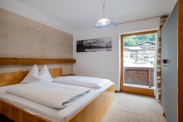 Groepsappartement voor 24 personen aan de bosrand bij het skigebied - thumbnail 2