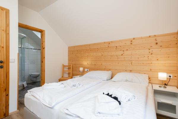 Knus chalet voor 4 personen in Mauterndorf, direct aan de skipiste - thumbnail 4