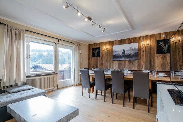 Ruim chalet voor 14 personen in centrum Hopfgarten met sauna, op 200m van de skilift - thumbnail 3