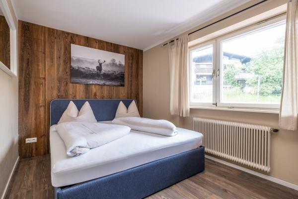 Ruim chalet voor 14 personen in centrum Hopfgarten met sauna, op 200m van de skilift - thumbnail 4