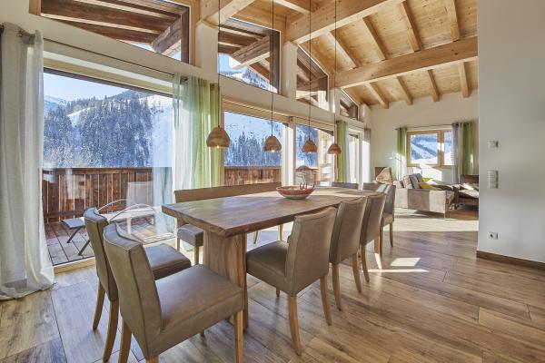 Vrijstaand chalet met sauna in Viehhofen, direct bij Skicircus Saalbach - thumbnail 4
