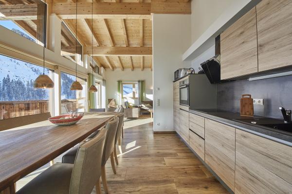 Vrijstaand chalet met sauna in Viehhofen, direct bij Skicircus Saalbach - thumbnail 5
