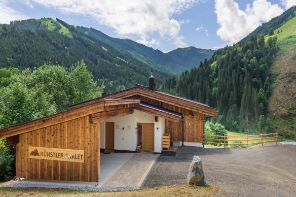 Vrijstaand chalet met sauna in Viehhofen, direct bij Skicircus Saalbach - thumbnail 2