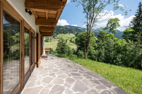 Ruim chalet voor 16 personen direct aan de piste in Kirchberg - thumbnail 3