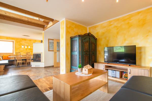 Vrijstaand vakantiehuis voor 10 personen met sauna en panoramisch uitzicht op de Kolsassberg - thumbnail 2