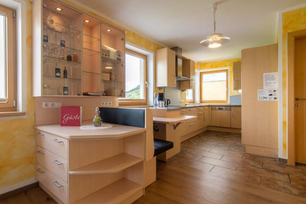 Vrijstaand vakantiehuis voor 10 personen met sauna en panoramisch uitzicht op de Kolsassberg - thumbnail 4