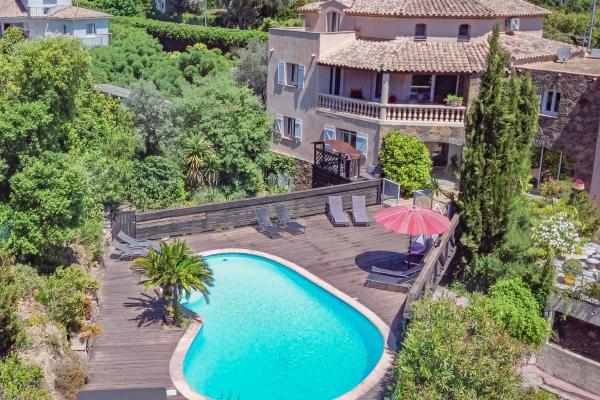 Vrijstaand vakantiehuis met privézwembad nabij Sainte Maxime en de Côte d'Azur - thumbnail 3
