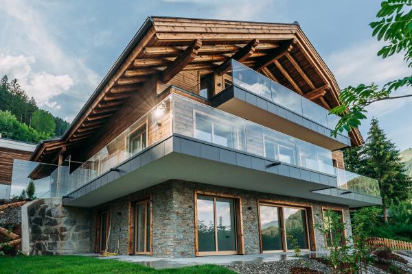 Luxe penthouse in Bramberg met panoramisch uitzicht op de Hohe Tauern - thumbnail 1