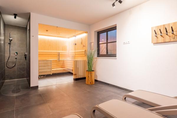 10-persoons luxe chalet met sauna in Wald im Pinzgau · 10 pers. - thumbnail 2