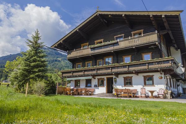 Op 500 m van de piste: appartement voor 5 personen in Brixen im Thale - thumbnail 6