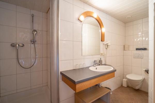 Ruim appartement voor 12 personen direct aan de skipiste in Klösterle - thumbnail 6