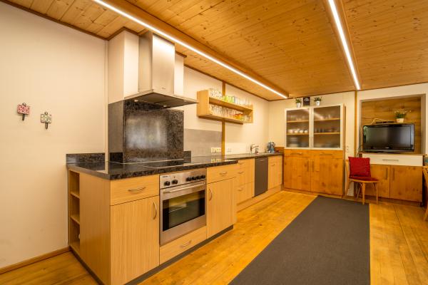 Ruim appartement voor 12 personen direct aan de skipiste in Klösterle - thumbnail 3