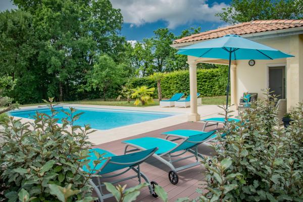 Vrijstaand vakantiehuis met privézwembad in Montaigu de Quercy - thumbnail 4