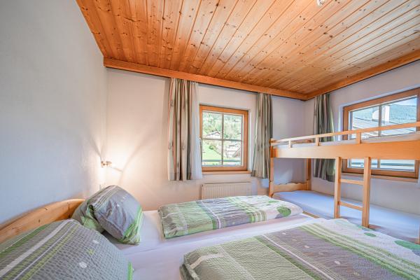 Sprookjesachtig landhuis voor 18 personen direct aan de skipiste in Neukirchen - thumbnail 6