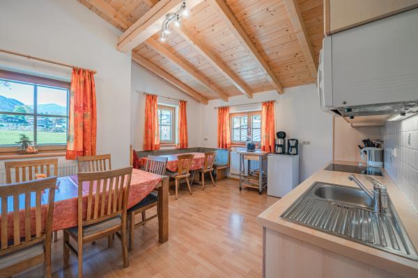 Sprookjesachtig landhuis voor 18 personen direct aan de skipiste in Neukirchen - thumbnail 4