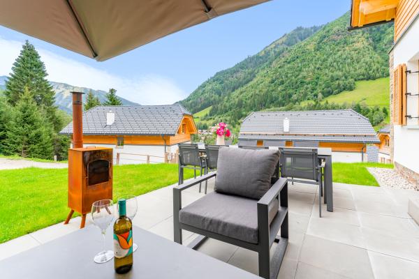 Vrijstaand chalet met sauna en hottub direct aan de piste in Donnersbachwald - thumbnail 3