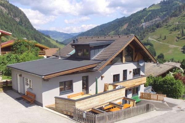 Groots ski-in/ski-out huis in Rauris voor 21 personen met balkon - thumbnail 1
