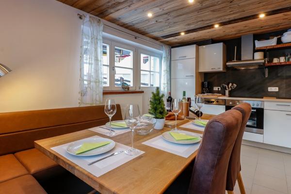 Groots ski-in/ski-out huis in Rauris voor 21 personen met balkon - thumbnail 4