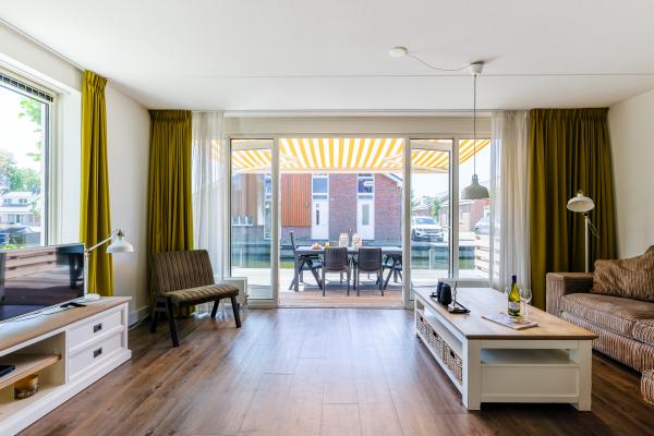 6-persoons appartement aan het meer in Uitgeest met eigen steiger - thumbnail 3