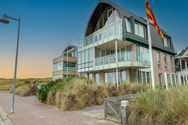 Luxe appartement met zeezicht op 20m van het strand in Egmond aan Zee - thumbnail 3
