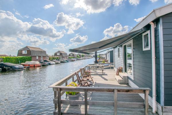 Chalet met zwemtrap aan Loosdrechtse Plassen, 4 persoons - thumbnail 2