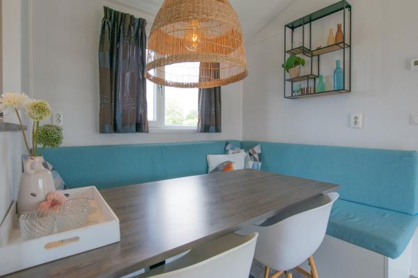 Modern chalet met eigen steiger aan de Loosdrechtse Plassen - thumbnail 5