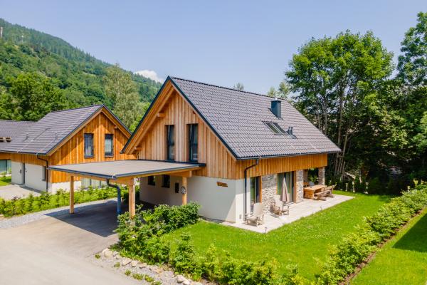 Luxe chalet voor 10 personen met sauna, direct aan de piste in Kreischberg - thumbnail 1