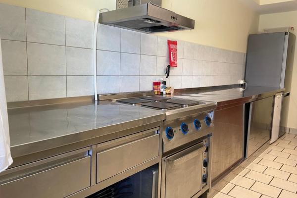 Ruim vrijstaand chalet voor 24 personen op 90 meter van centrum Kaprun - thumbnail 6