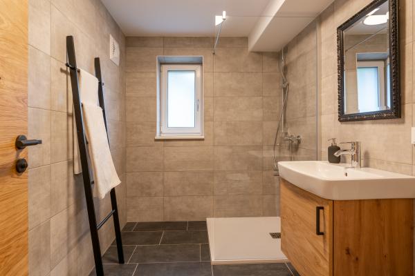 Op 700m van centrum: modern appartement aan de piste in Bad Hofgastein - thumbnail 5