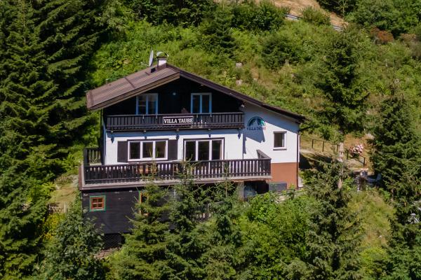 Centraal gelegen appartement in Bad Gastein direct aan de piste - thumbnail 1