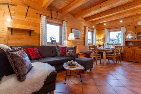 Vrijstaand chalet met sauna en panoramisch bergzicht in Piesendorf - thumbnail 3