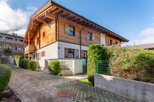 Knus appartement met wellness op 50 meter van de skilift in Kaprun - thumbnail 1