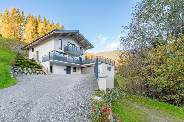Licht penthouse met 3 suites, balkon en uitzicht op de bergen bij Saalbach - thumbnail 1