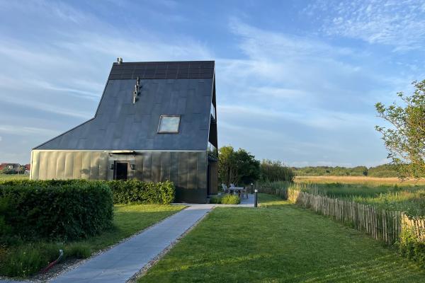 Unieke villa met panoramisch uitzicht, op steenworp afstand van zee - thumbnail 3