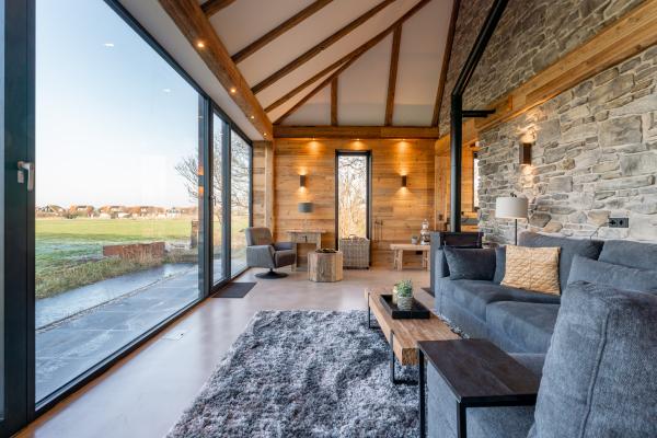 Unieke villa met panoramisch uitzicht, op steenworp afstand van zee - thumbnail 5