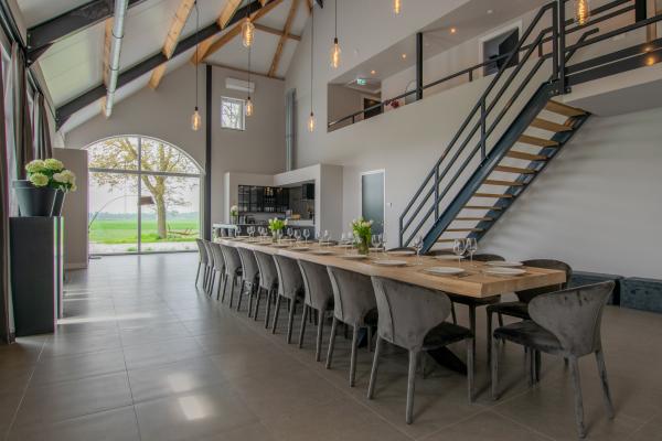 Luxe groepsvilla Lage Zwaluwe: 24 pers, eigen badkamer, nabij Biesbosch - thumbnail 3